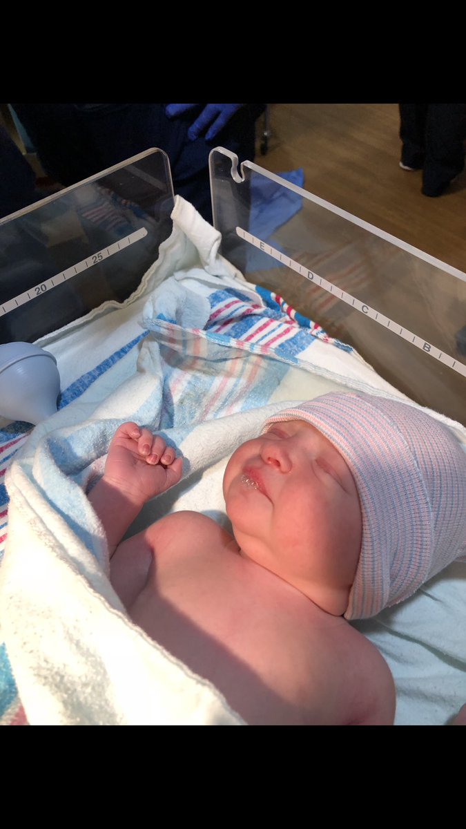juliabasye5's tweet photo. Happy birthday sweet Addison💖 born at 7:32pm. Weighing at 7pounds 1ounce and 21 inches long💖💖 https://t.co/uXR8UD1P71