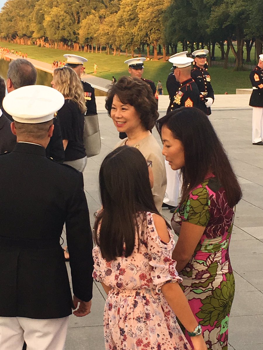 ScottSaxman1's tweet photo. Beautiful night with our Nations finest with all Branches of the Military & our Joint Chiefs, General Mattis & @ElaineChao & other Military from all over the World at The Lincoln Memorial for the #SunsetParade with the Amazing @USMCDRUMCORPS & Marine Silent Drill Team.🇺🇸🇺🇸 https://t.co/OjRKvroJ8p