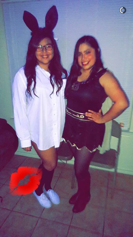 MirandaLHino's tweet image. Cause it’s 8/7 I have to bring out one of my favorite pictures of my big @monicasmiles_ and I back from Fall 2015. 💕#WhenDidWeGetOld #87FamFollowTrain #Spring12 #Fall13