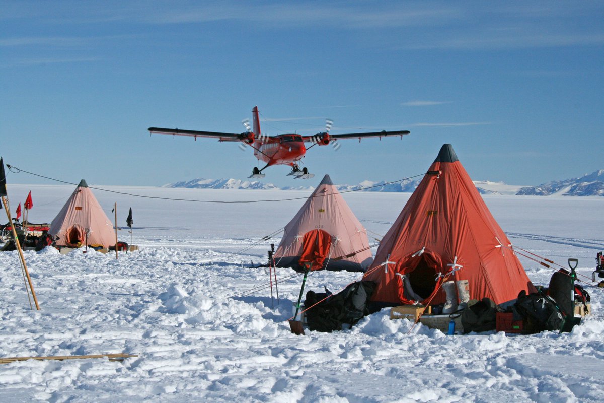 Join the British Antarctic Survey at @ScienceMuseum for #AntarcticaLive a free dance and science festival taking place 14 – 30 August!  Staff will be available on Tues, Wed and Thurs between 11-4 to talk about our #PolarResearch Find out more: bas.ac.uk/event/antarcti…