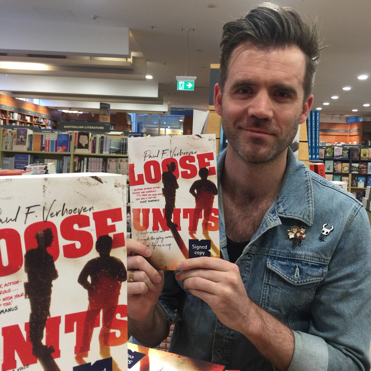 KinokuniyaAust's tweet photo. Thanks @paulverhoeven for the visit! Signed copies of father-son story/true crime memoir #looseunits now available 👇  @PenguinBooksAus https://t.co/yOBRGWRX4e