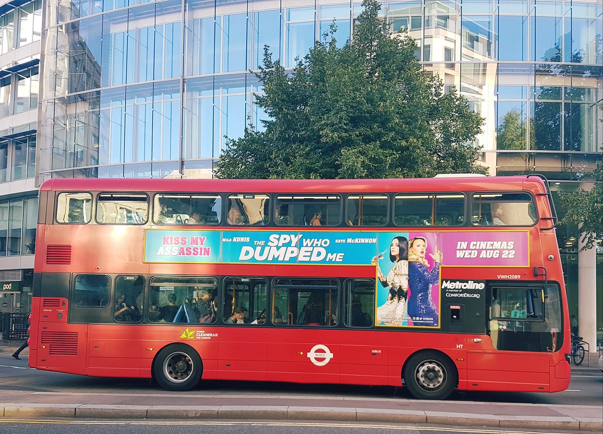 SharmL's tweet photo. Yay! The @SpyWhoDumpedMe party bus hits #London #UKCountdown #KateMcKinnon #MilaKunis @SusannaFogel @SamHeughan ๐๐ https://t.co/DQ8sOhsCjp
