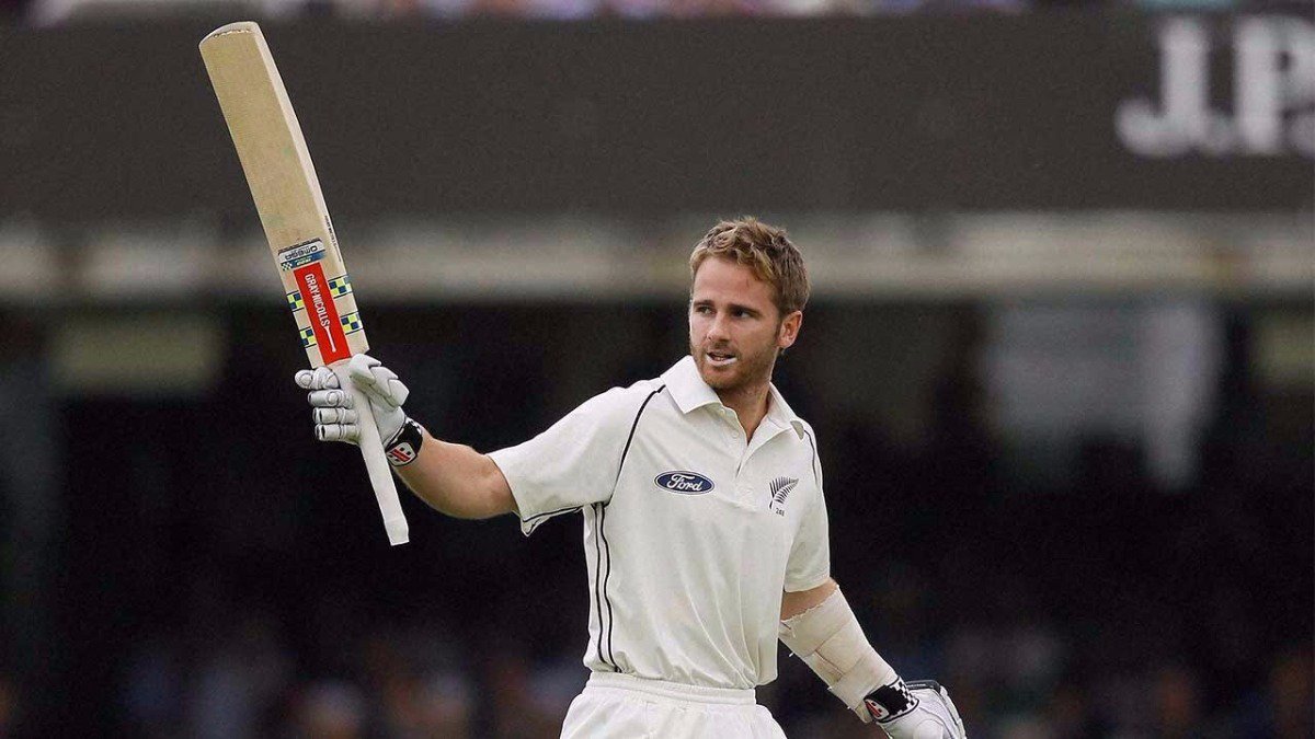Happy 28th  Birthday Kane Williamson! 

Whats your favourite Kane Williamson moment?

Ours is signing him 