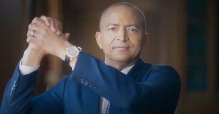 Si tu soutiens <a href="/moise_katumbi/">Moise Katumbi</a> qui est déterminé à affronter cette nouvelle étape de la lutte contre la dictature en #RDC, reteweetes cette photo pour l'encourager ✊✊ #Retourkatumbi