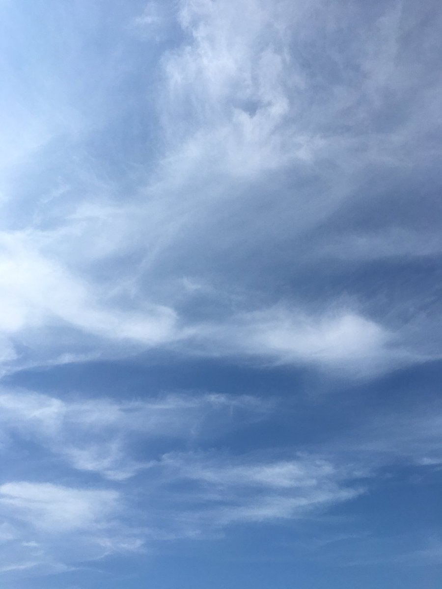 seravilife's tweet photo. すっかり秋空やん。 https://t.co/FZW8HkCzMs