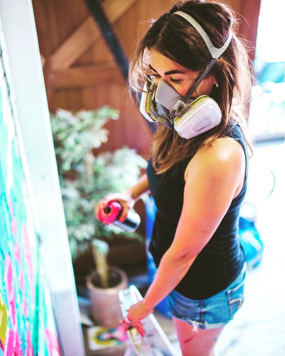hollypereira81's tweet photo. Thanks to @13UFO13 for snapping me &amp; @JessTobinArt's 1st wall as The Muralistas | #murals #spraypaint #muralistas #process | @alloutdesign https://t.co/6RNw89R04c