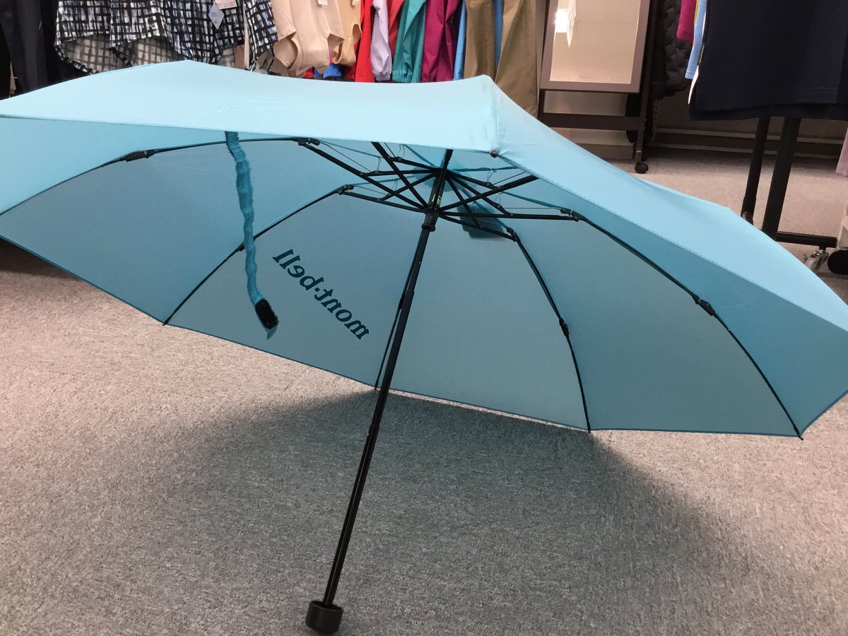 石井スポーツ公式 登山 アウトドア Sur Twitter 川越店 です 雨ですね 台風ですね T T 軽くて スリム な 傘 のご紹介です モンベル U L トレッキングアンブレラは 10デニールの軽量な生地を使用 女子のお花摘み トイレタイム にも十分に活躍して