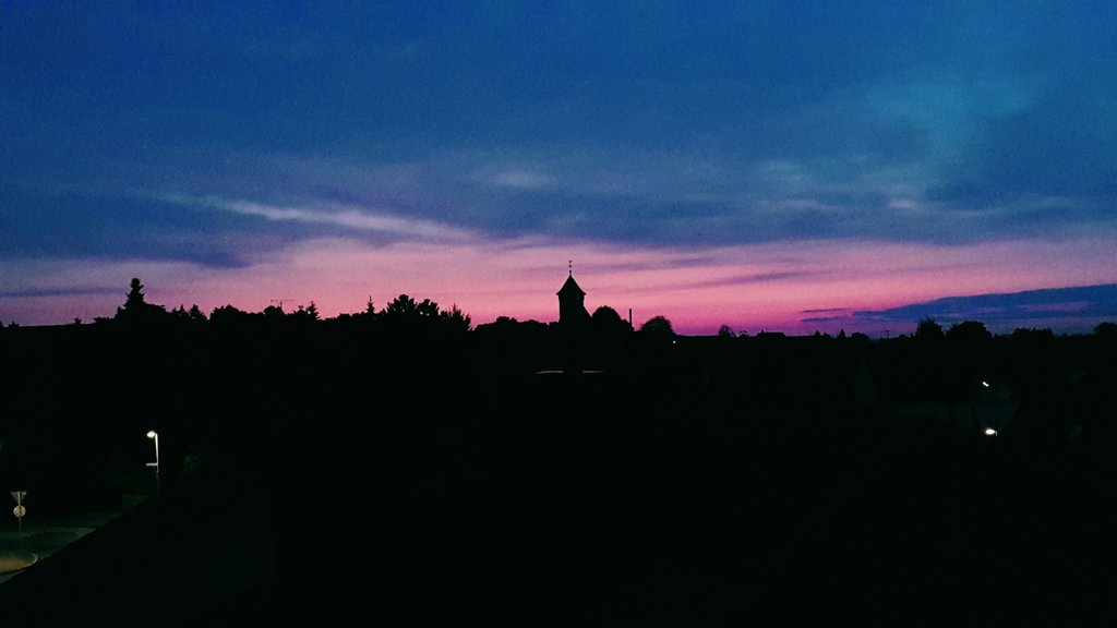 globalmobility_'s tweet image. The early bird catches the worm. #LimoService #chauffeurs