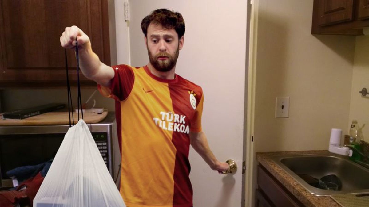 TheOnion's tweet photo. Man Races Against Time To Take Out Trash Bag With Widening Puncture https://t.co/GXC1P265Y3 https://t.co/OipX8oDliC