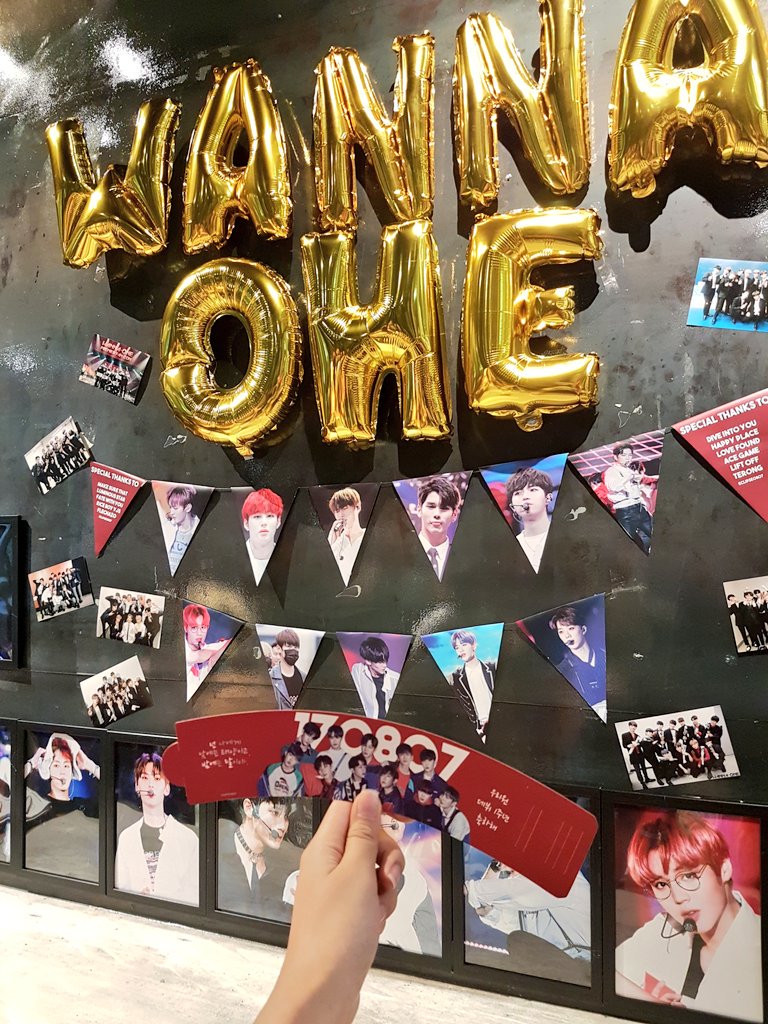 mayjicalHoon's tweet photo. Spent my weekend visiting cafes! Was truly fascinated by the unique and thoughtful gifts! 😍 Thank you @ECLIPSE0807 for the effort in organising this event! 😁
#ECLIPSE0807 https://t.co/51nlIUqOuT