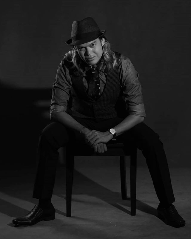 Johan_Singa's tweet image. One of my favorite shots from last night&apos;s photoshoot with @johngullidge. Been meaning to do a shoot with him and finally got around to doing it. Drop him a DM if you&apos;re interested to do a photoshoot! 😁 #handsomevoice #model #getdapper #mensblogger #… ift.tt/2vI4Bg0