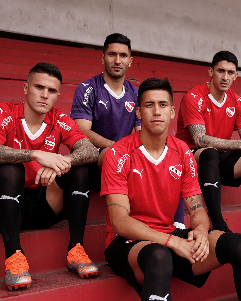 Football Fashion on X: Club Atlético Independiente 2018/19 PUMA Home and  Third Kits -  #Independiente #PUMA #PUMAFootball  #NewLevels #TodoRojo #ElÚnicoRey #SurugaBank  / X