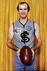 LaceUpJumpers's tweet photo. @McAlmanac @SturtFC @SANFL You’ve brought a butter knife to a gun fight.
I’ve got a gold curtain, brown footy &amp; twiggy Dunne guns.

#ColinCasey down back. https://t.co/zDa8WVy6GJ