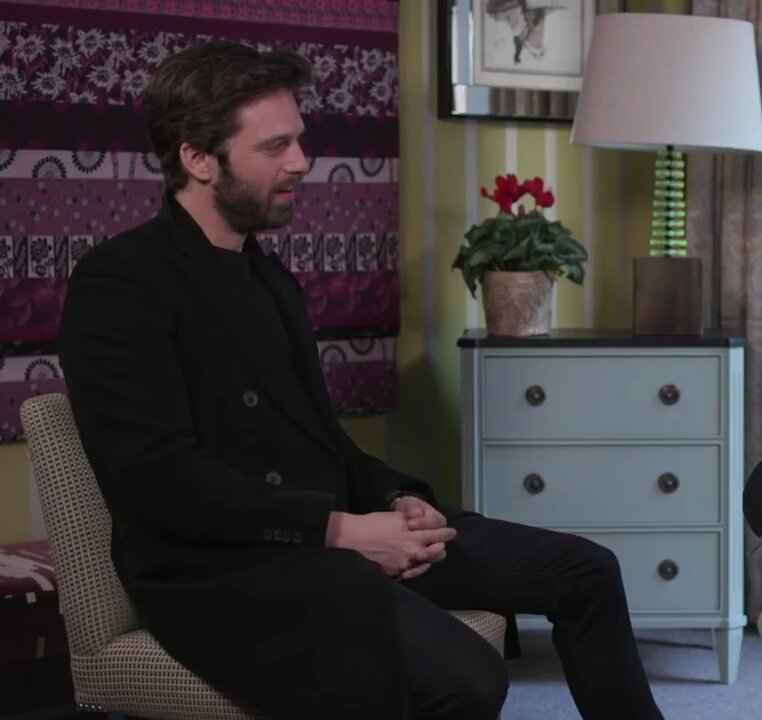 trcer85's tweet photo. i can't believe how good he looked in that interview https://t.co/ZxB9IpLxsS