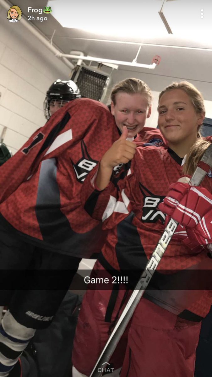 Erin_Bickler's tweet photo. Happy birthday thx for being funny and hanging out at hockey, congrats on being 17 finally💛💛 @eberlingg21 https://t.co/Jr5B0H9F8S