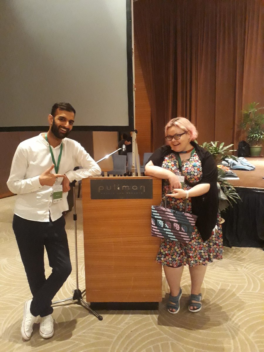sarcastic_owljp's tweet photo. I got to meet @UToseeb, the head of @UNMCPsychology's former PhD student at #ICCAP2018. Learnt some of the interesting stuff he has been doing since he finished his PhD on how social developmental skills can impact on language skills https://t.co/251gcT7LNd