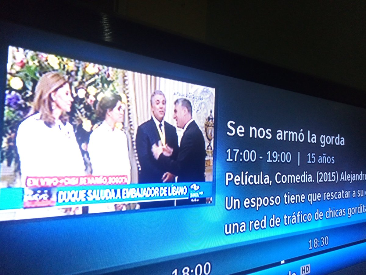 davepin16's tweet photo. Jajajaja, en caracol si saben ponerle nombre a la programación. https://t.co/XecTO6GRa2