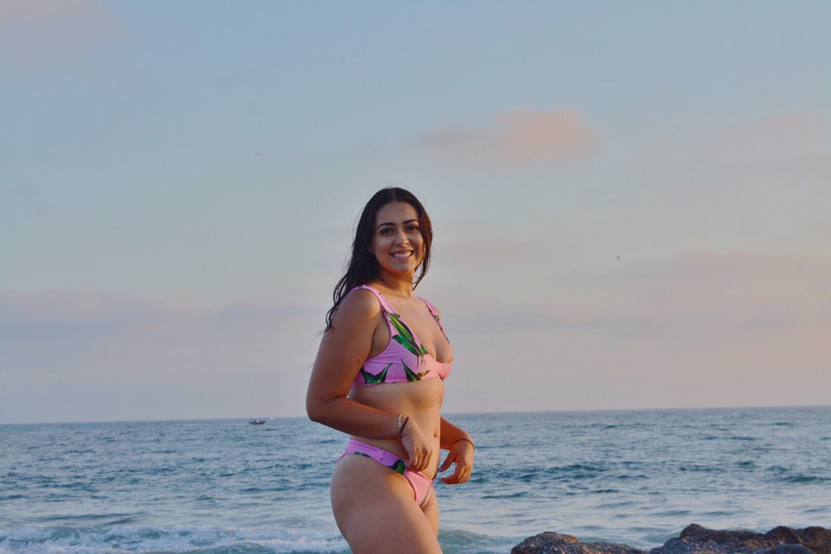 danimalceballos's tweet photo. First time wearing a two piece out to the beach since my surgery/weight gain and I rocked it thx https://t.co/Q7wGZoNkrD