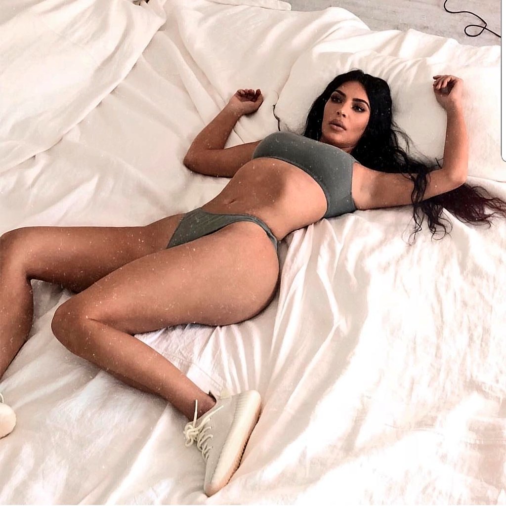 KatlegoMaboe's tweet photo. We also woke up like #KimKardashian , like Butter - we just do it super early in the morning on #ExpressoShow
#KimKPose #Butter350 #ButterBing #ButterChallenge https://t.co/iStibx8nEd