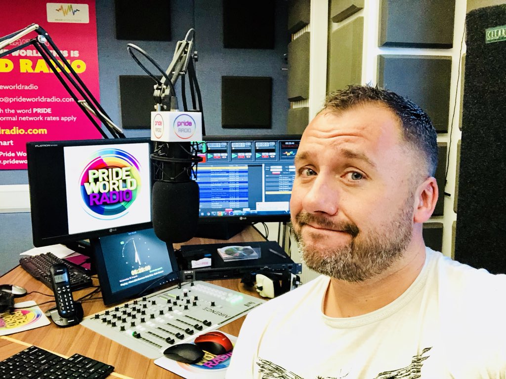 myprideradio's tweet photo. Morning campers! It’s the hump of the week so let’s all hump together..go on..you know you want to! Join @Peterdarrant from 7amBST only on @prideworldradio @prideradione 89.2fm #humpyhumpy #getlgbtsmart #pride #world #radio #music #fun #lgbt #ally @PrideWorldMedia @outandproudtv https://t.co/sA37FrqHtT