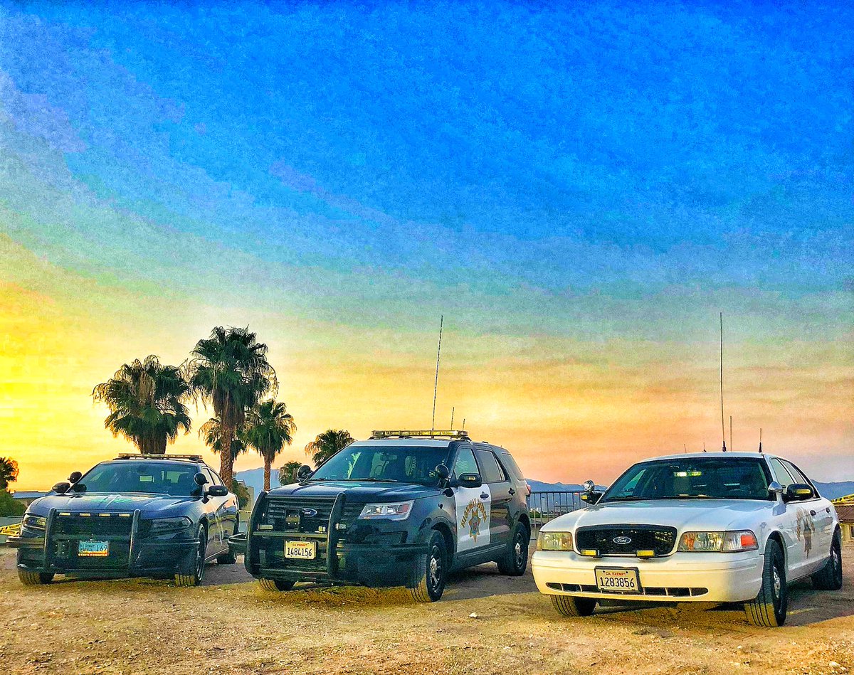NVStatePolice's tweet photo. NHP and @CHPInland were at the National Night Out in downtown Las Vegas. What a gorgeous sunset to kick off the night. #NNO #lasvegas #nhp #chp #sunset #lit #nevada #california #nhpsocomm https://t.co/kUkBPZgxNR