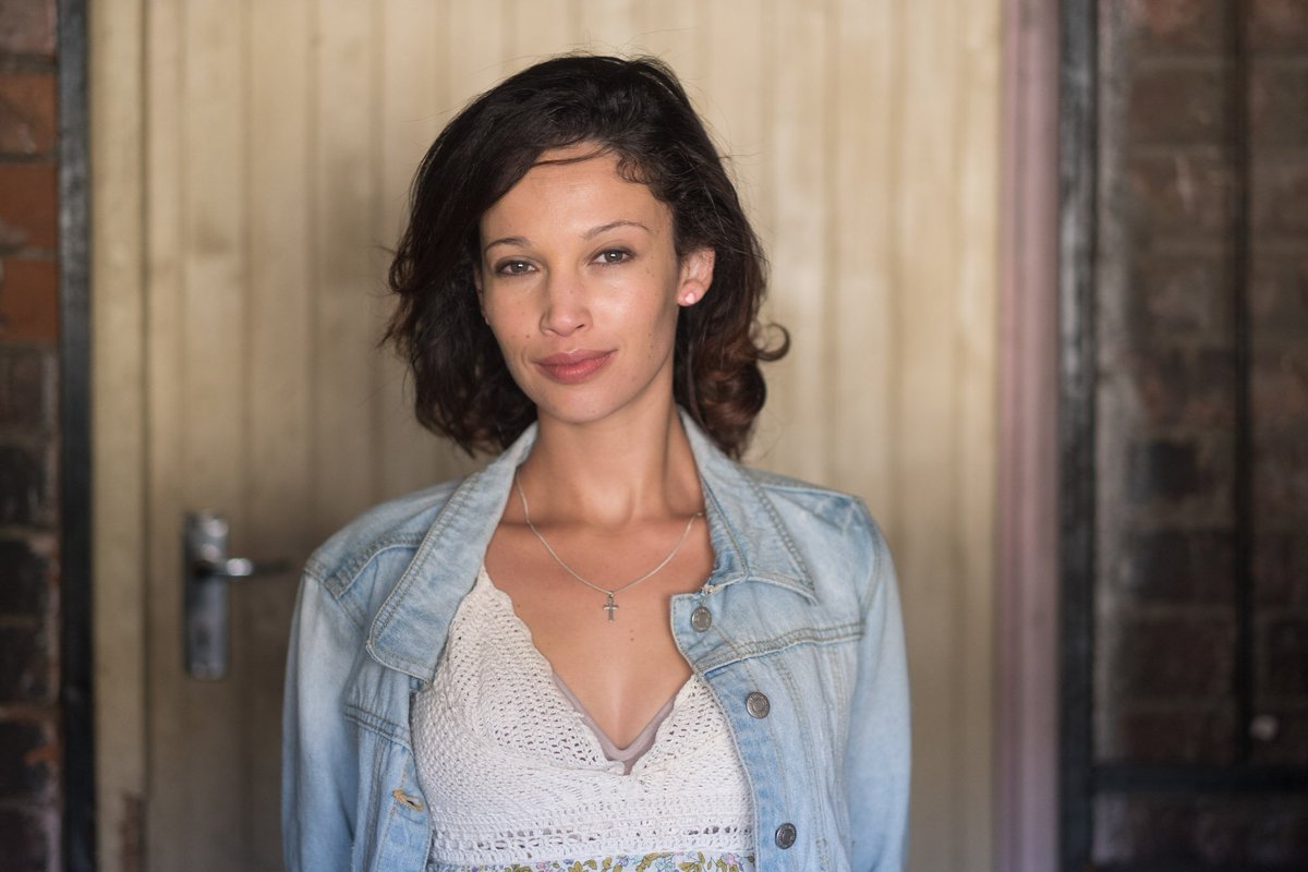 Geluk met jou verjaarsdag <a href="/mo_rockd/">Monique Rockman</a>! Van ons almal by #Nommer37 wens ons jou net die beste toe! 🎂