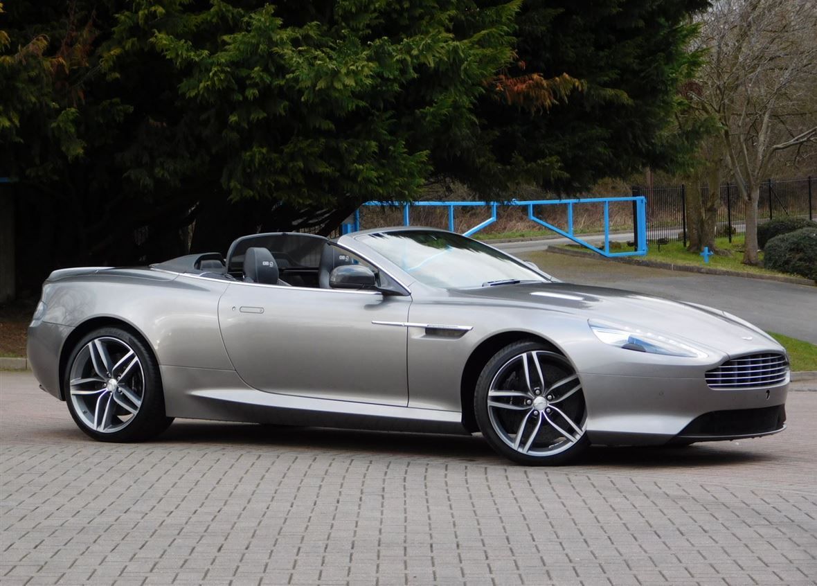 The only way to make the most of this weather is by a #convertible Sports Car... In particular this Aston Martin DB9 Volante! 

#Astonmartin #astonmartinDB9 #astonmartinDB9Volante #sportscar  #supercar #forsale #carsforsale #Driverscar #Volante