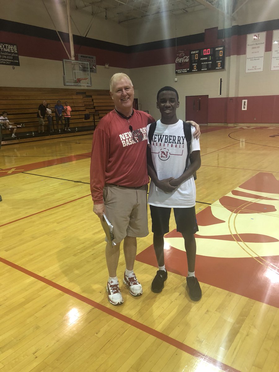 jayyddeennn's tweet photo. I Know This Is Late But I Had I Great Time At Newberry College I Had A Lot Of Experiences Over There, Especially How Colleges Basketball Is. Thank You ๐๐๐๐ฝโค๏ธ #NCWolves @NewberrySports https://t.co/8bwrrYoo1J