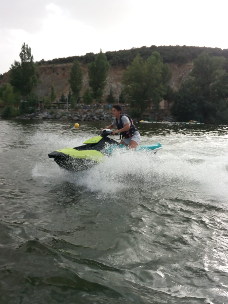 outdoor_factory's tweet photo. 🆕 Os presentamos a nuestra nueva compañera 🆕⁣
💧 Moto de Agua Spark⁣
🚤 90 CV de potencia⁣
3️⃣ Triplaza⁣
⁣
¡Ya en Outdoor Factory! https://t.co/5AXXMdgCWr