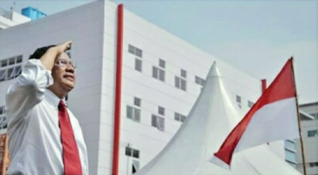 Dr. Rizal Ramli Tokoh Alternatif &amp; Solusi 
Jokowi-Prabowo Renungkanlah ‘’Sirna Ilang Kerta Ning Bumi’’ tl.gd/n_1sqkasg via @zamanmeleset_ cc <a href="/RamliRizal/">Yayasan Inisiatif Rizal Ramli</a>