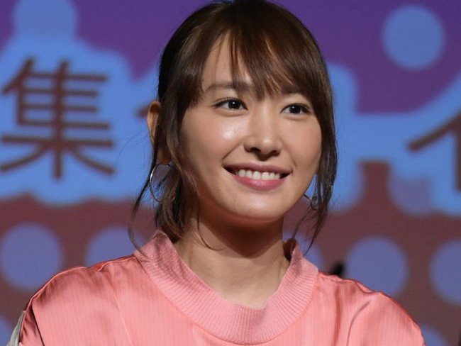 crank_in_net's tweet photo. 新垣結衣が1位！ カーナビの声がこの人なら渋滞もイライラしない有名人 #ガッキー #新垣結衣 #綾瀬はるか #有村架純 #石原さとみ https://t.co/rN51rxhbBT https://t.co/ikmiMxRTcS
