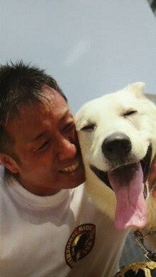 嵐と麗とハンニバル Twitter पर Bokuchan Take2 長渕剛が大好きで人生観が変わった犬がホワイトシェパードのレオなんどす 長渕剛が好きなわけじゃないんですがね 今のうちの猫のレオもこのレオと名の由来関係ないんですがねw T Co 2uwj81k2jf Twitter