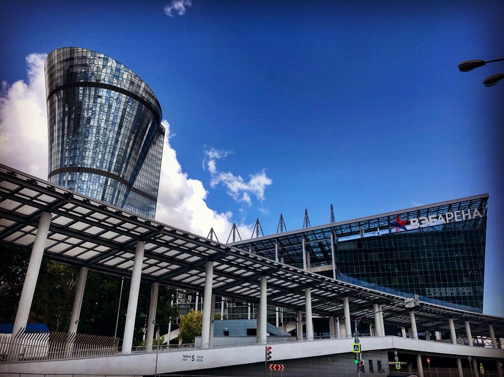 tomekmaz's tweet image. Wygląda na to, że znaleźliśmy obiekt specjalnego znaczenia na którym rozegrane zostaną Mistrzostwa Świata Juniorów we wspinaczce sportowej 🤗 #CSKA #WEBarena #ArienaCSKA #Moscow #IFSCwych #PZAsport