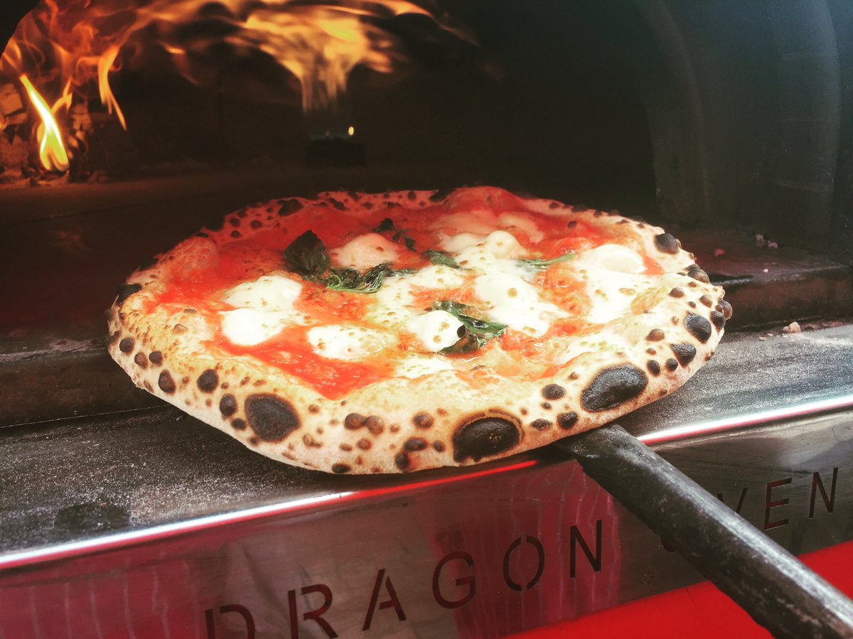 Wednesday night is pizza night @thefreetradeinn 🍕 Serving 5-9pm 🍕 Quiz from 9pm