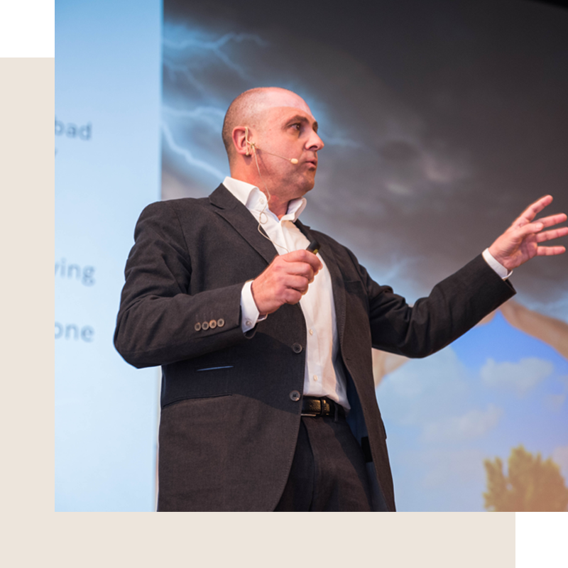 MiguelAngelNWC's tweet photo. Como Coach quiero llevar un mensaje inspirador  y que invite a la acción. A través de conferencias y ponencias puedo llegar a muchas personas, con herramientas prácticas para solucionar sus retos diarios. Encuentra más info sobre mis charlas aquí → https://t.co/kmYIjmsPAI https://t.co/Sh52VQKYst