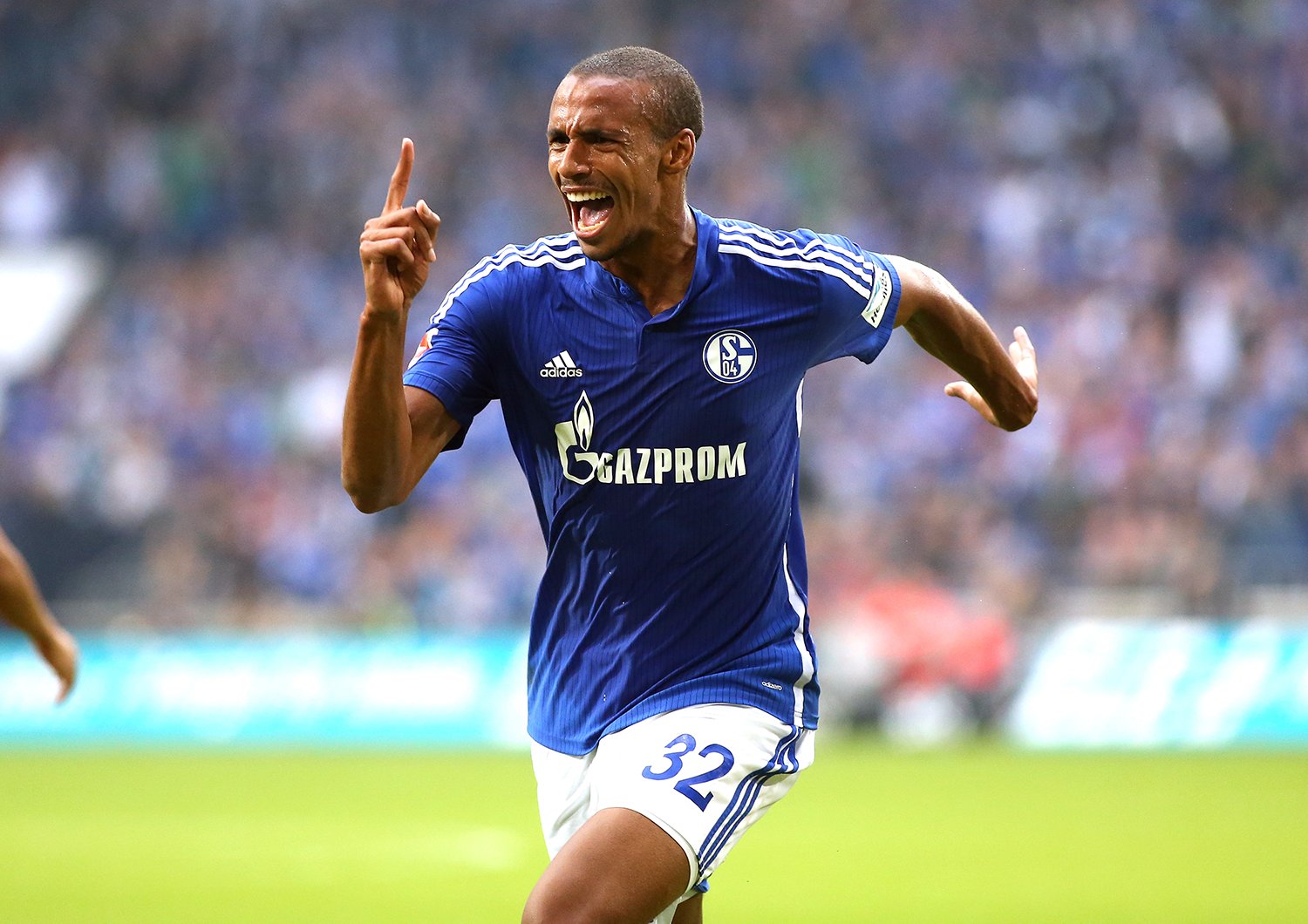 Ein ehemaliger Schalker feiert heute Geburtstag: Happy Birthday und alles Gute zum 27., Joel  