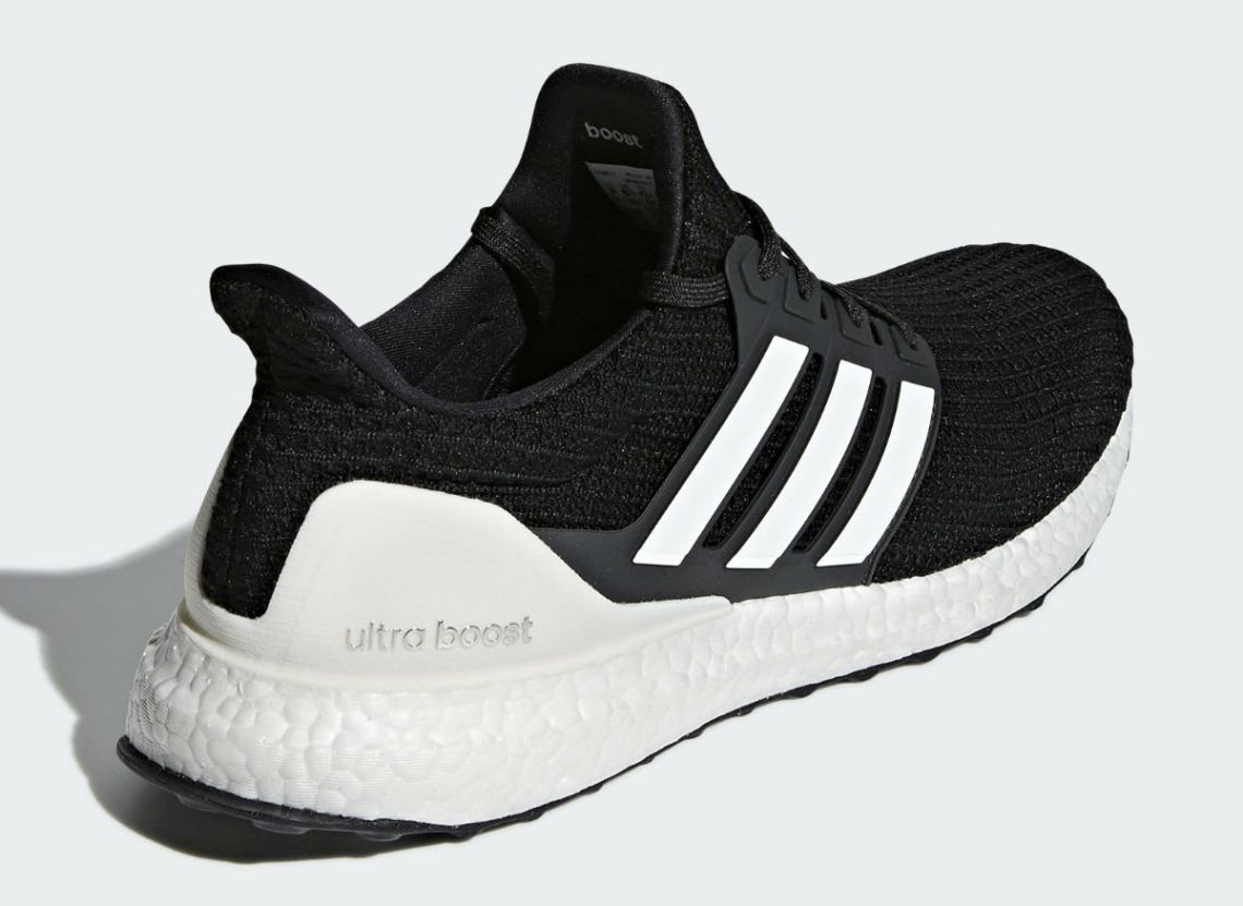 ultra boost 4.0 show your stripes black