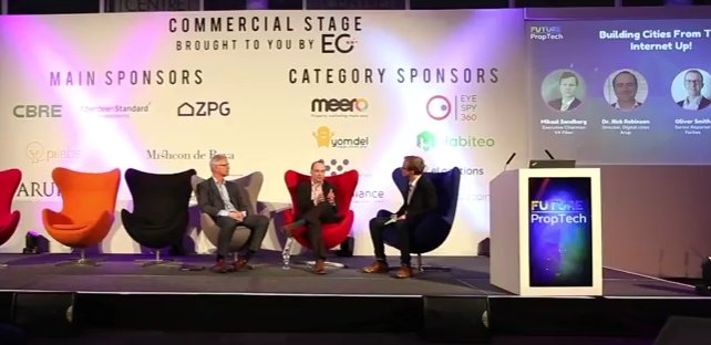 _futureproperty's tweet image. How important is connectivity in smart cities? 📶
Our experts from ARUP and VX Fiber tell all...watch the vid and read the highlights here: futureproptech.co.uk/2018/08/03/imp… … #proptech2018 #arup #vxfiber