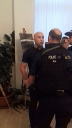 EuromaidanPR's tweet photo. Radio Tbilisi releases video on FB of an "attack on Embassy of Georgia in London, Russian citizens are arrested". Turns out one of them is sex tourist blogger, Russian propagandist and full time idiot, Graham Phillips. https://t.co/Uf0OkSvVVy |EMPR https://t.co/VC9jrcFtMX