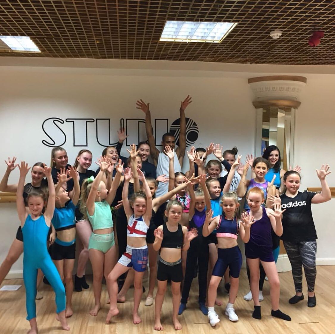 DanceWithLayton tweet media