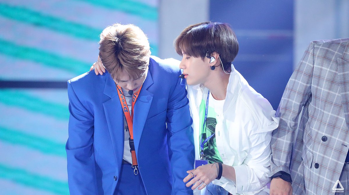 TMH-Studio: 20180802 KMF HD : Part 3 : oh my god... pretty boy...😍

#태민 #TAEMIN #テミン