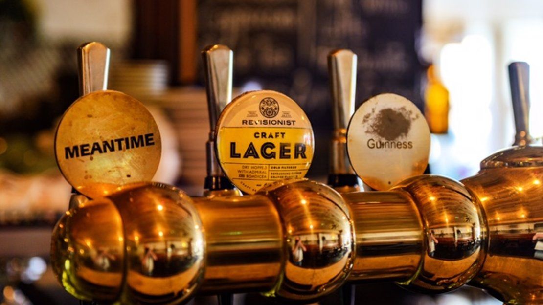 inploime's tweet image. TheOldFrizzle in Wimbledon is a local favourite! Find out more about what it's like to #workthere now! buff.ly/2MoeMgY #theoldfrizzle #publife #publove #londonpubs #livelyhood #southlondon