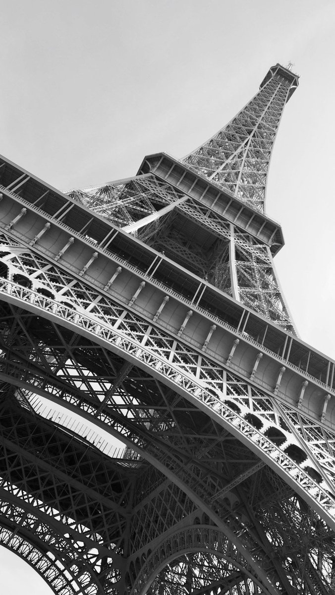 Cosmic_House's tweet photo. Bonjour Paris #02 https://t.co/3HjHJQMYbA https://t.co/qw44ox6mtn