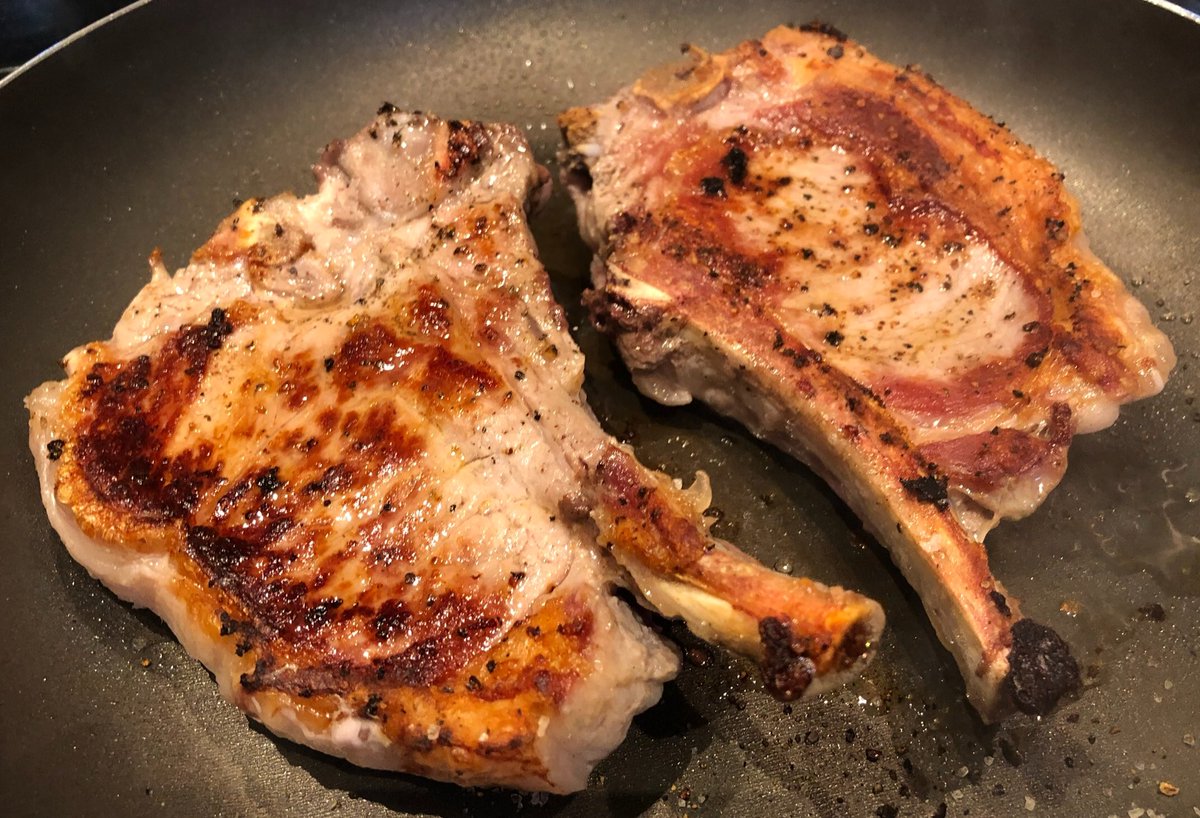 Averyslondon's tweet photo. #Superb #Quality #Sussex #Rose #Veal #Chops under prep @Averyslondon https://t.co/sS0ovUGwHJ