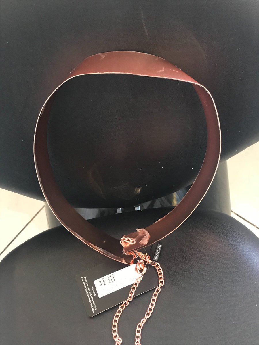 hollydaybs's tweet photo. Not very happy, had my belt delivered from @OfficialPLT yesterday and this is how it’s arrived! #faultygoods #howdoyouwearit https://t.co/IRAlEmOOPT