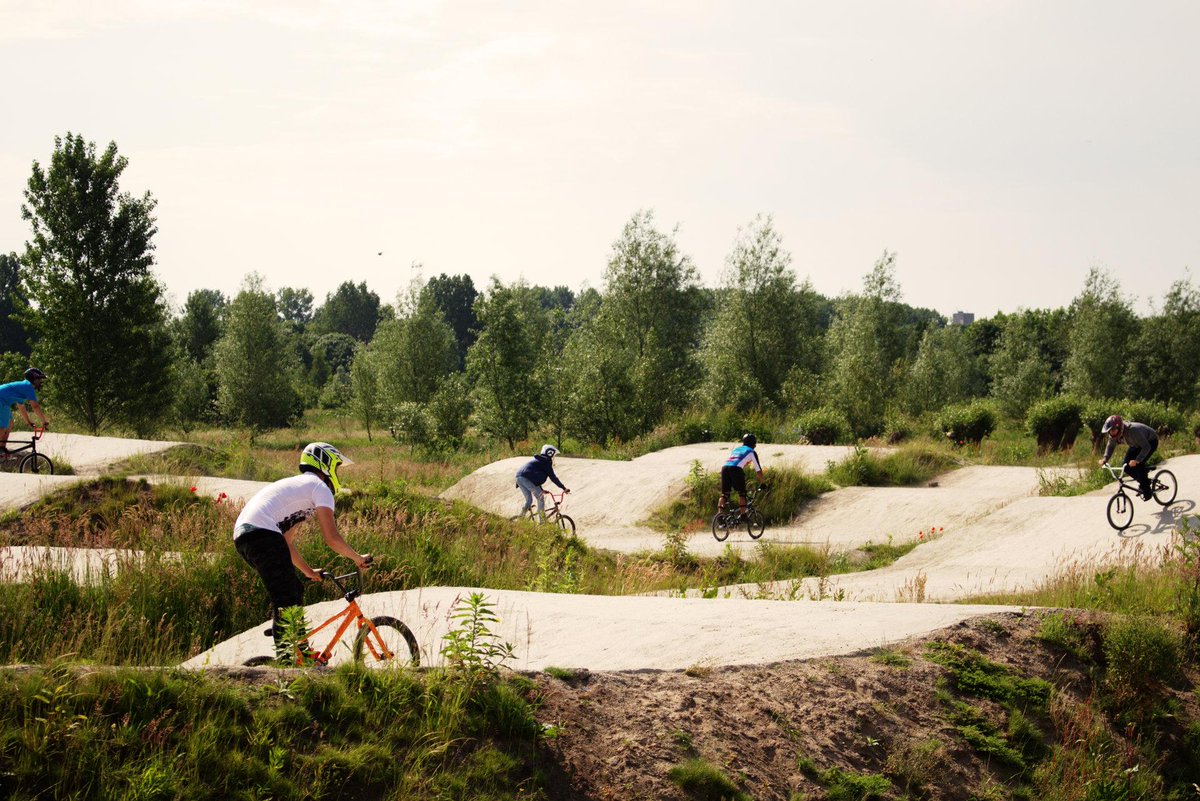 #VACATURE ALERT! Heb jij affiniteit met het begeleiden van groepen en lijkt het je tof om (fiets)verkeerseducatie op een
leuke manier over te brengen op leerlingen en scholieren? Solliciteer dan nu! 
defietsmeesters.nl/wp-content/upl…
#utrechtfietst #goedopweg #sportutrecht #030inbeweging