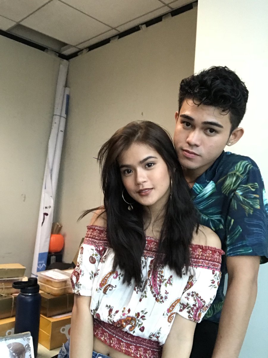 MissMarisRacal's tweet photo. Perhaps a hair tutorial? 😊 https://t.co/mrzDXYj2Nz