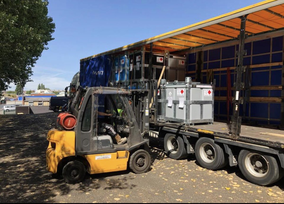 trailerengineer's tweet photo. 23 #polycubes on their way to our agent in #Norway

#fuelcube #polycube #haulage #fuel #tanker #tank #fueltank #planthire #equipmentrental #equipmenthire #construction #infrastructure #aviation #groundhandling #agriculture #diesel #jeta1 #adblue #oil #generatorhire #generatorfuel https://t.co/X4jmRmKtvv