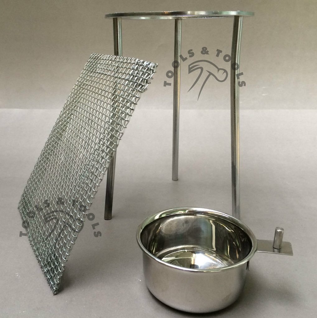 ToolsNTools's tweet image. Check out our latest stock of jewellery making bench tools. bit.ly/2MqR97r

#benchtools #jewellerydesign #jewellers #jewellerytools #jewellersbench