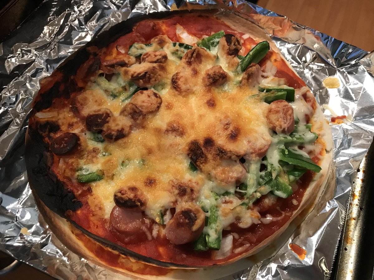 Kyzer_Games1105's tweet image. I don’t usually eat fucking pizza shit, but when I was in US, used to cook tortilla pizza:)! It’s been a while to cook again!!
Yummy yummyyyy!!

ピザ嫌いやねんけどUSで作ってた奴を久々に作りました☆
しょうみ楽しかったし自分の作った料理は美味いです！
#飯テロ #pizza #usfood #晩飯
